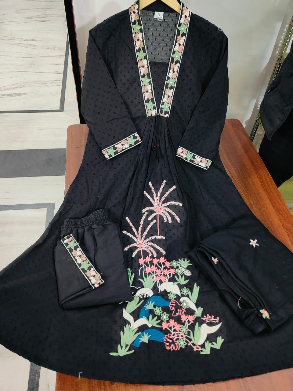 Women Attractive Embroidred Cotton Black Kurta With Pant and Dupatta