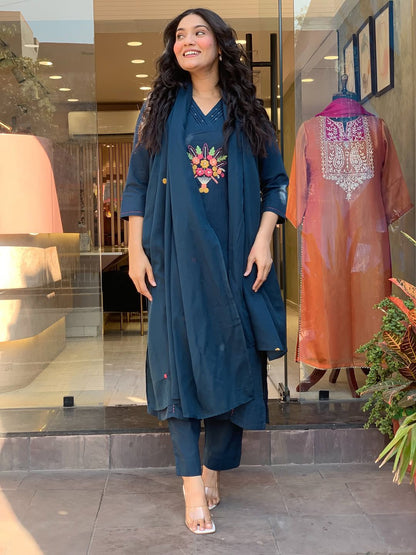 Women Trendy Embroidred Cotton Flex Blue Kurta With Pant and Dupatta