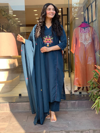 Women Trendy Embroidred Cotton Flex Blue Kurta With Pant and Dupatta