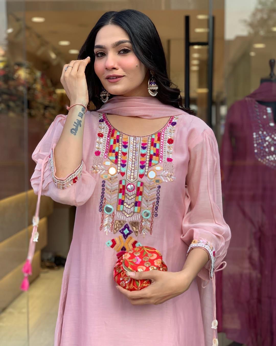 Women Beautiful Embroidred Chinon Silk Pink Kurta With Pant and Dupatta