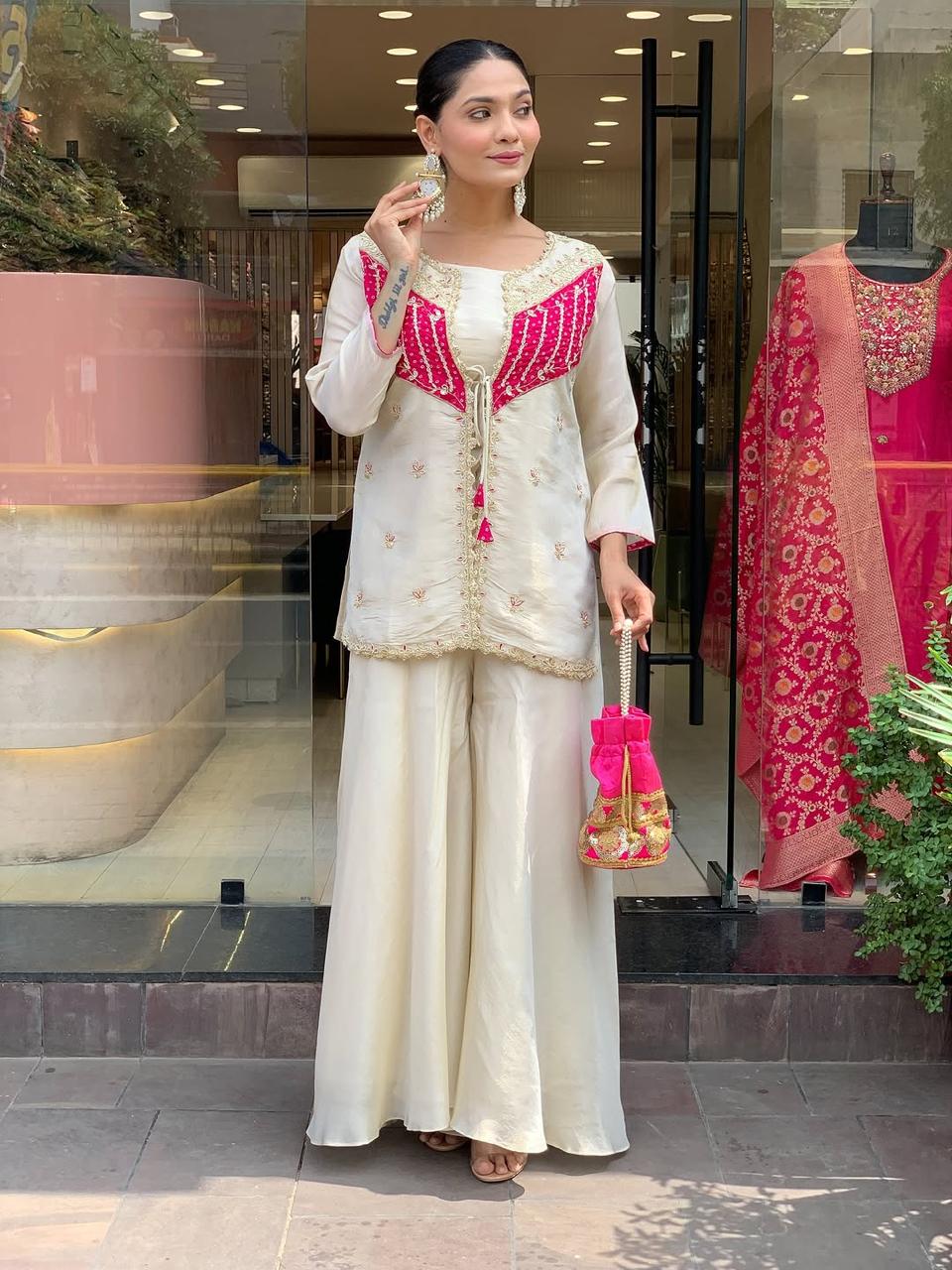 Women Trendy Embroidred Chinon Silk White Kurta With Pant
