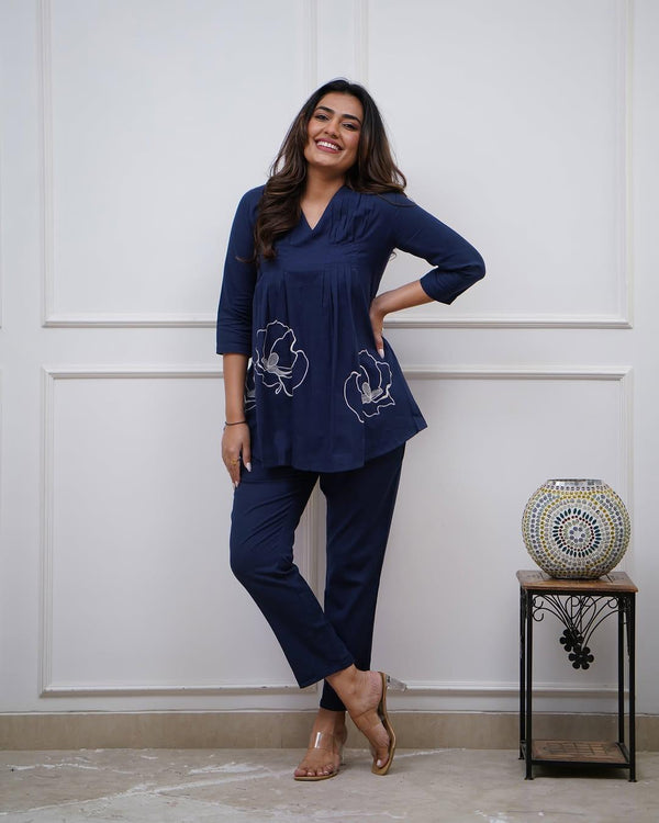 Women Casual Wear Embroidred Cotton Blue Kurta With Pant