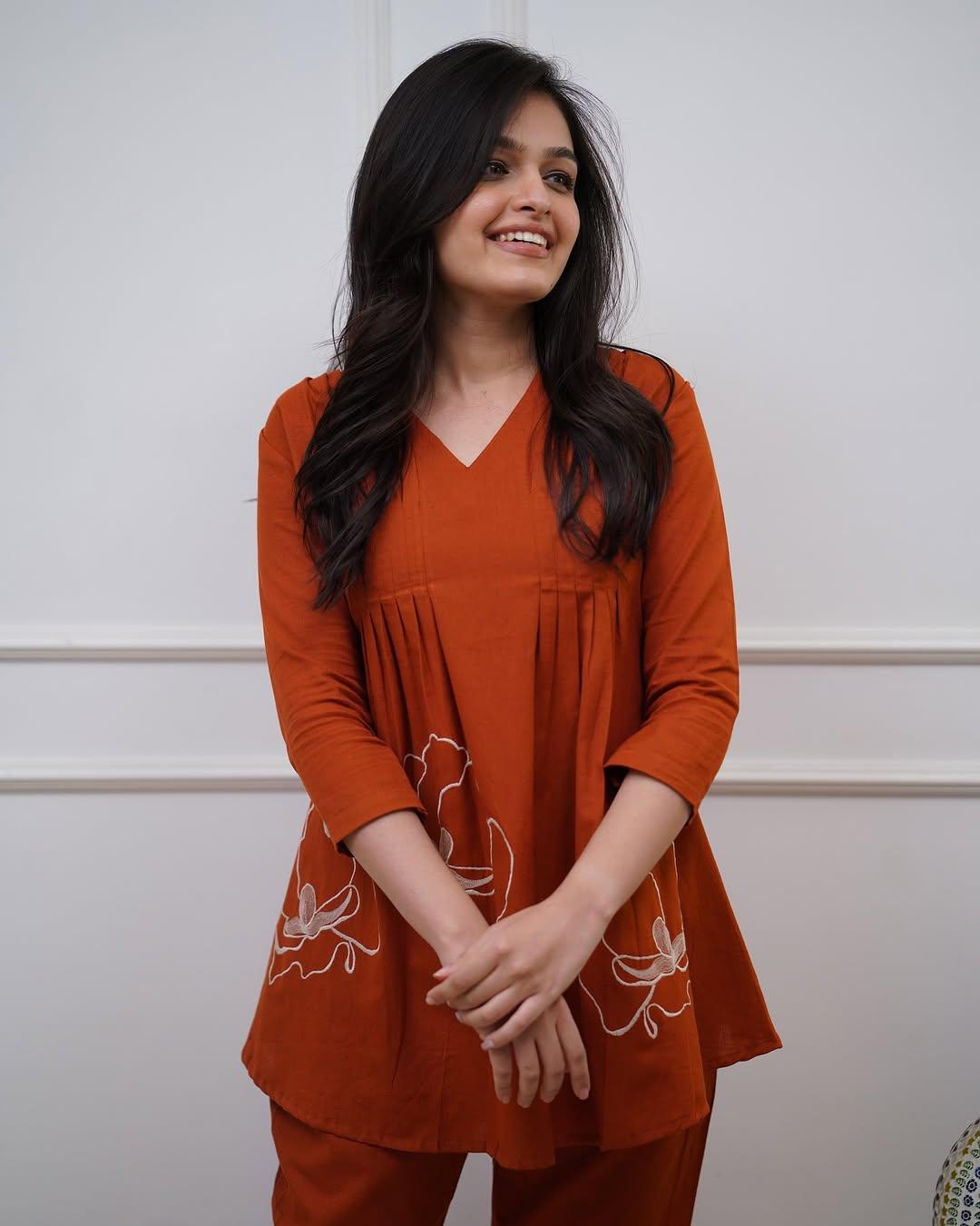 Women Casual Wear Embroidred Cotton Rust Kurta With Pant