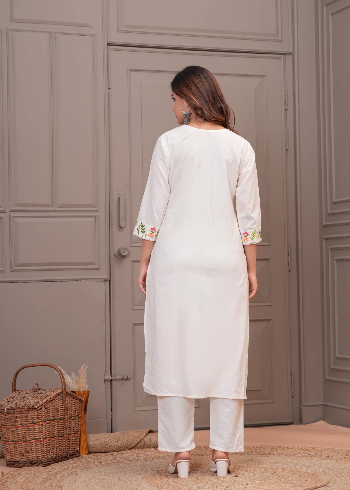 Off White Embroidery Cotton Kurta And Pant Set For Women