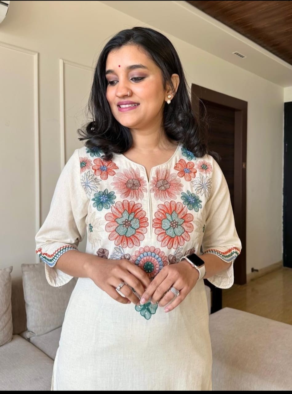 Off White Embroidery Cotton Flex Kurta And Pant Set For Women