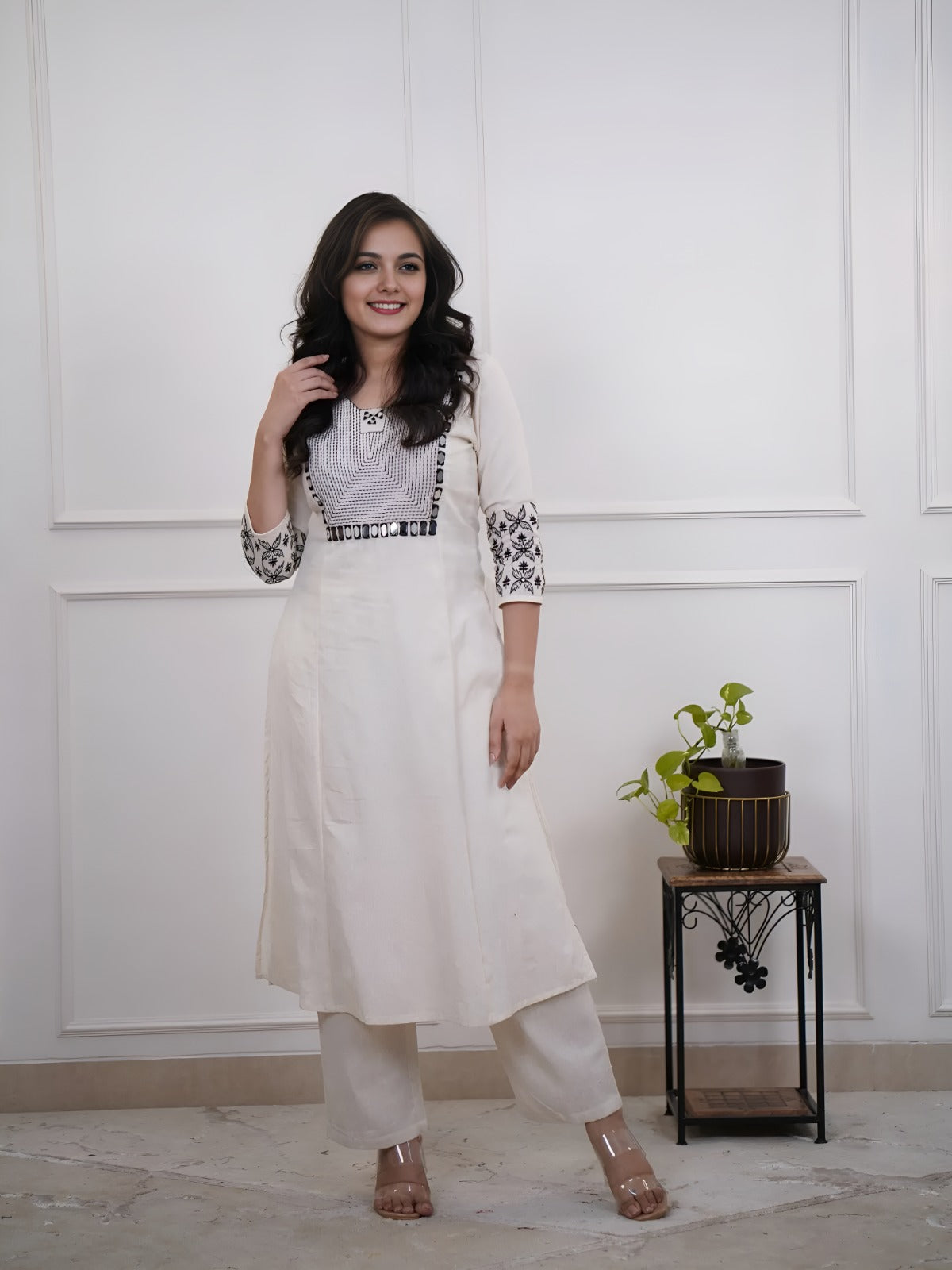 Off White Embroidery Cotton Kurta And Pant Set For Women