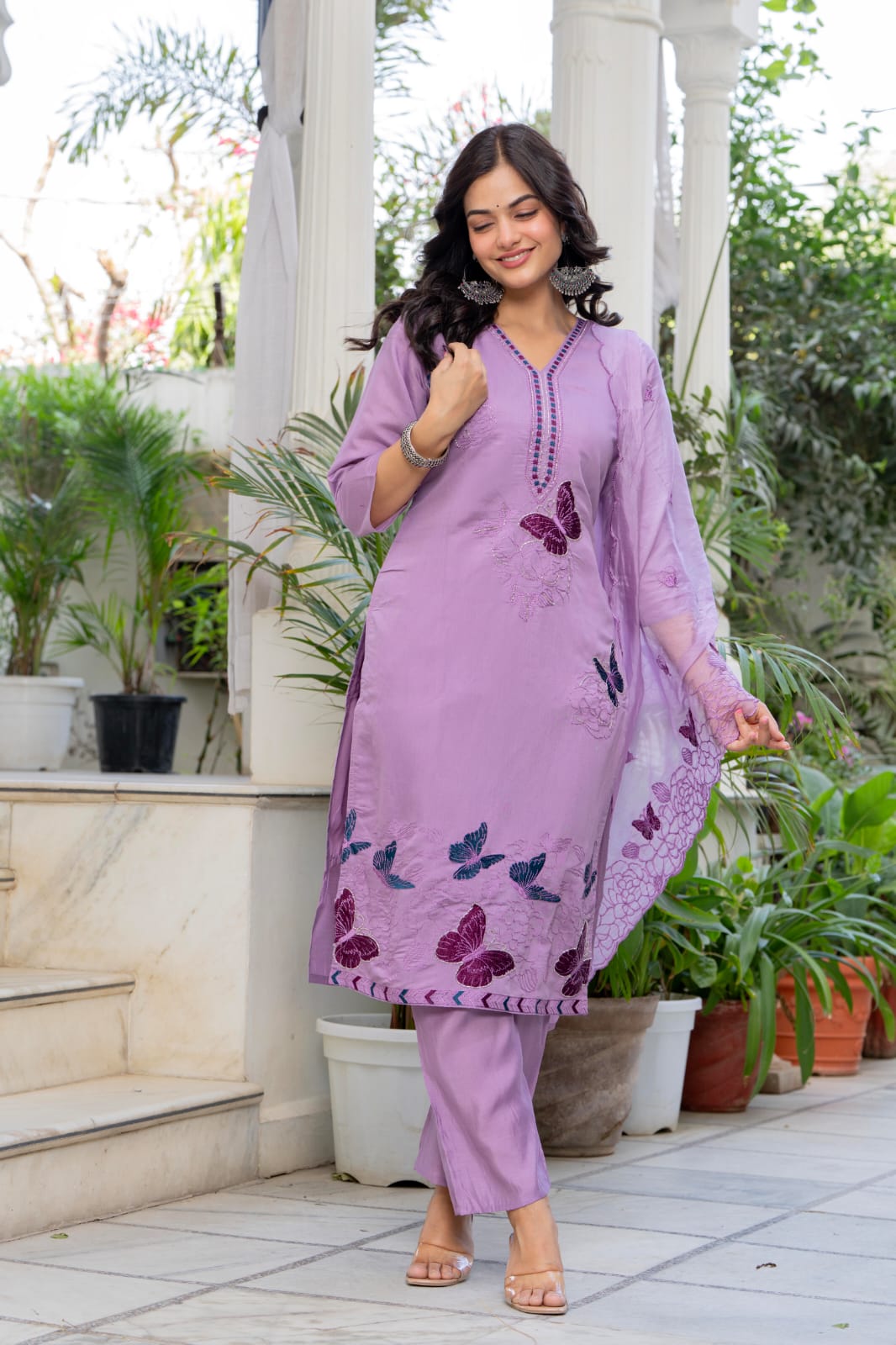Lavender Embroidered Roman Silk Kurta Pant Dupatta Set