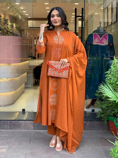 Rust Orange printed Cotton Suit Set With Dupatta For Women
