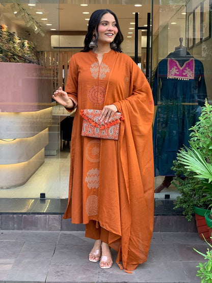 Rust Orange printed Cotton Suit Set With Dupatta For Women